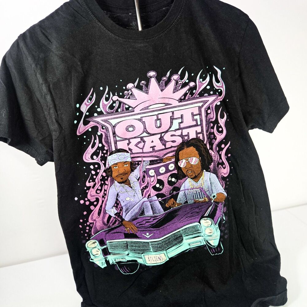 Outkast Cartoon Lowrider Graphic T-Shirt Black Size Small